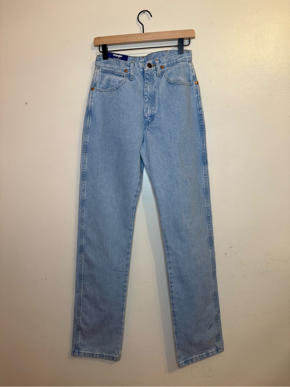 Wrangler Light Blue Straight Jeans - Women's Classic Fit